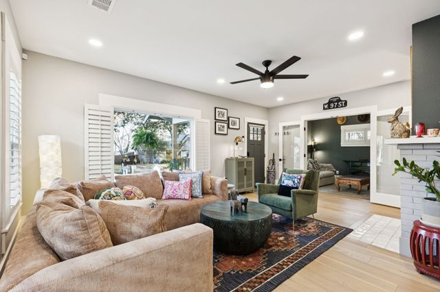 231 N Waverly Drive, Dallas, TX 75208