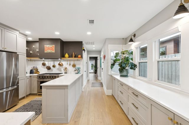 231 N Waverly Drive, Dallas, TX 75208