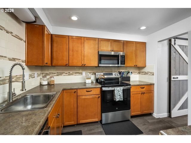 18107 Sw MONTE VERDI Blvd, Beaverton, OR 97007