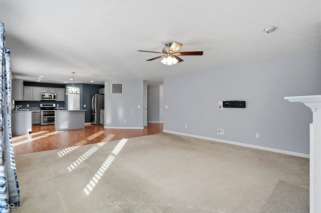 1232 Gleneagle Drive, Indianapolis, IN 46239