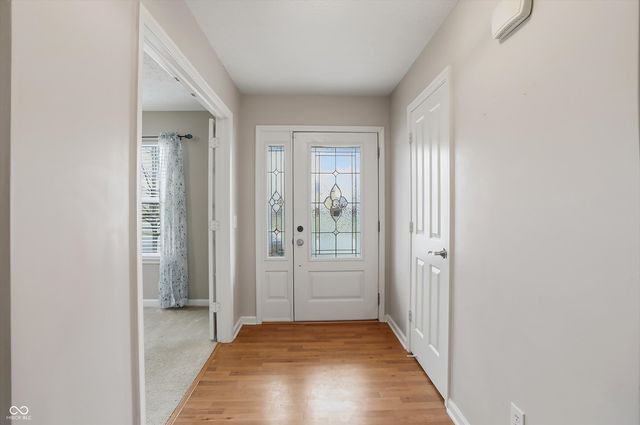 1232 Gleneagle Drive, Indianapolis, IN 46239