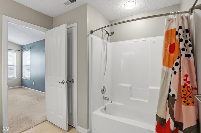 1232 Gleneagle Drive, Indianapolis, IN 46239