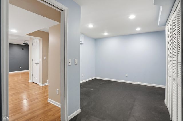 1232 Gleneagle Drive, Indianapolis, IN 46239