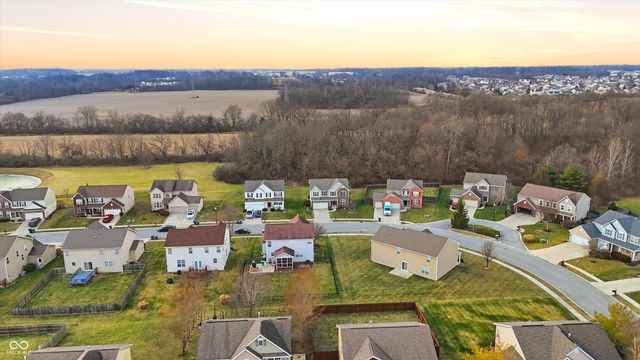 1232 Gleneagle Drive, Indianapolis, IN 46239