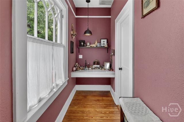 310 W 39th Street, Savannah, GA 31401