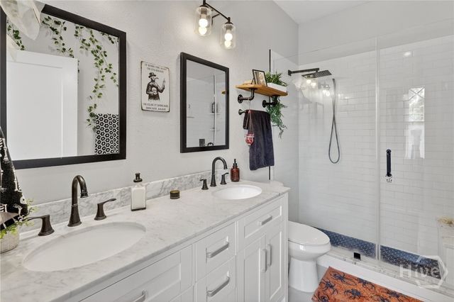 310 W 39th Street, Savannah, GA 31401