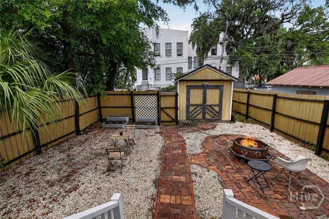 310 W 39th Street, Savannah, GA 31401