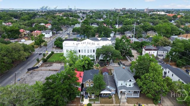 310 W 39th Street, Savannah, GA 31401