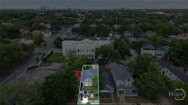 310 W 39th Street, Savannah, GA 31401