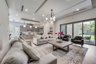 4528 W Amherst Avenue, Dallas, TX 75209