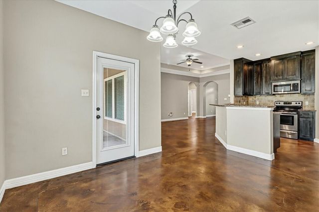 7237 Lake Tranquility Dr, Corpus Christi, TX 78414