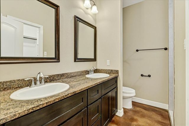 7237 Lake Tranquility Dr, Corpus Christi, TX 78414