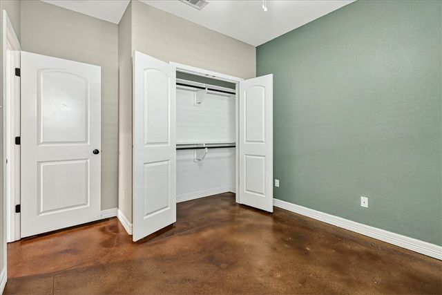 7237 Lake Tranquility Dr, Corpus Christi, TX 78414