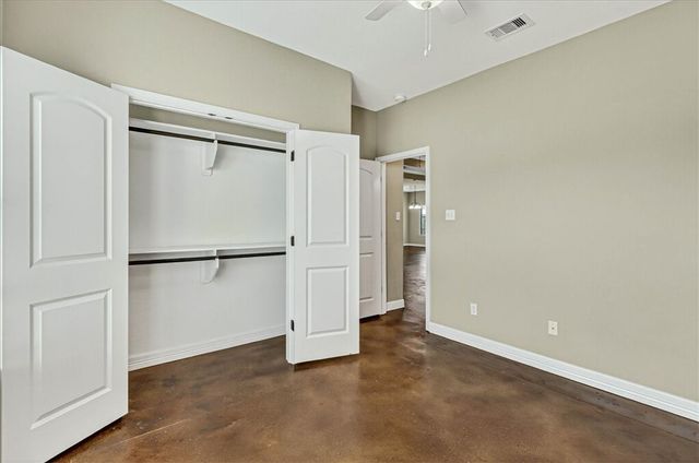 7237 Lake Tranquility Dr, Corpus Christi, TX 78414