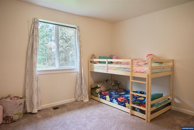 1305 SW Illihe Rd, Dallas, OR 97338