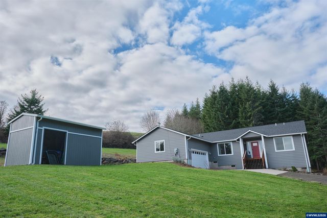 1305 SW Illihe Rd, Dallas, OR 97338