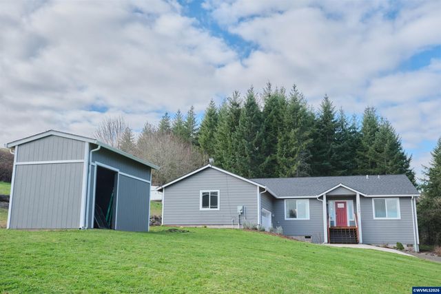 1305 SW Illihe Rd, Dallas, OR 97338