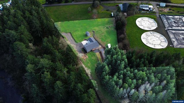 1305 SW Illihe Rd, Dallas, OR 97338