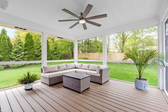 28 Vinal Street, Hudson, MA 01749