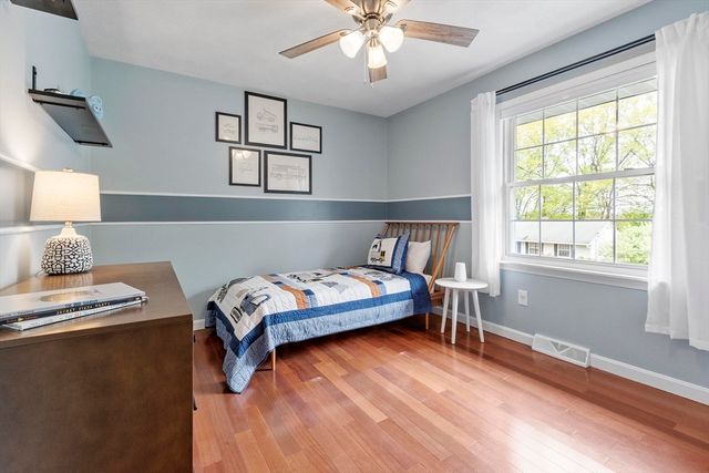 28 Vinal Street, Hudson, MA 01749