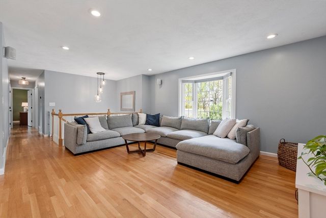 28 Vinal Street, Hudson, MA 01749