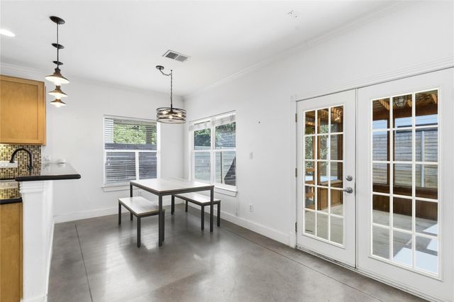 2610 Hidalgo ST, Austin, TX 78702