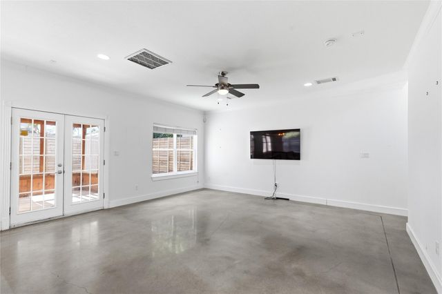 2610 Hidalgo ST, Austin, TX 78702
