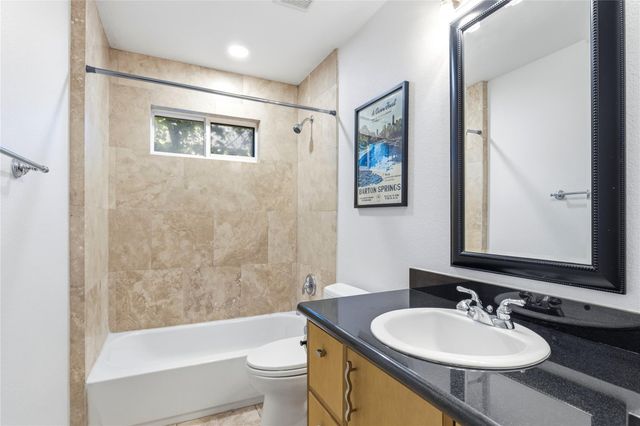 2610 Hidalgo ST, Austin, TX 78702