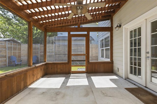 2610 Hidalgo ST, Austin, TX 78702