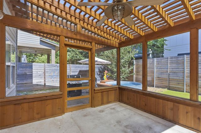 2610 Hidalgo ST, Austin, TX 78702