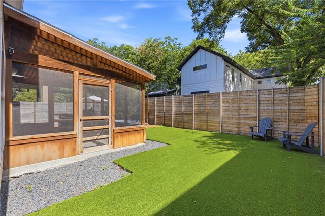 2610 Hidalgo ST, Austin, TX 78702