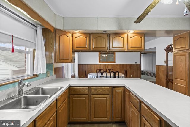 8401 F ST, Chesapeake Beach, MD 20732