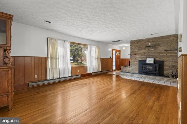 8401 F ST, Chesapeake Beach, MD 20732