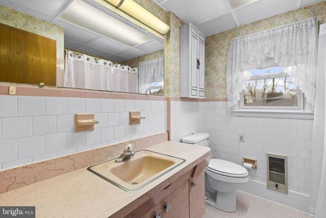 8401 F ST, Chesapeake Beach, MD 20732