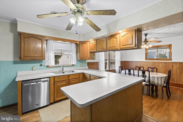 8401 F ST, Chesapeake Beach, MD 20732