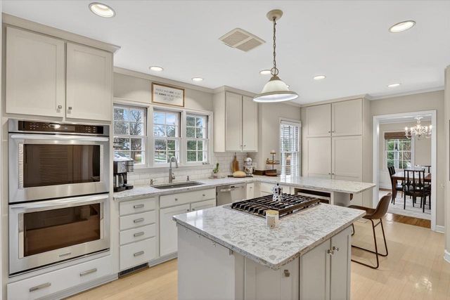 1219 Columbus Circle, Janesville, WI 53545