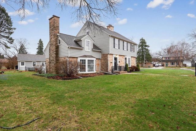 1219 Columbus Circle, Janesville, WI 53545