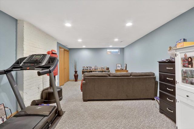 1219 Columbus Circle, Janesville, WI 53545