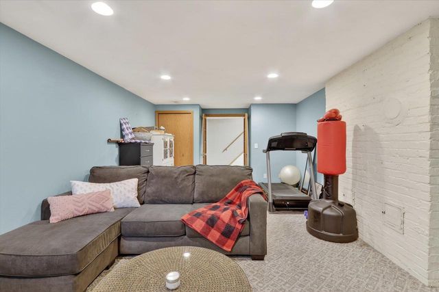 1219 Columbus Circle, Janesville, WI 53545