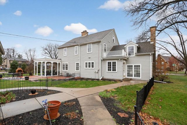 1219 Columbus Circle, Janesville, WI 53545