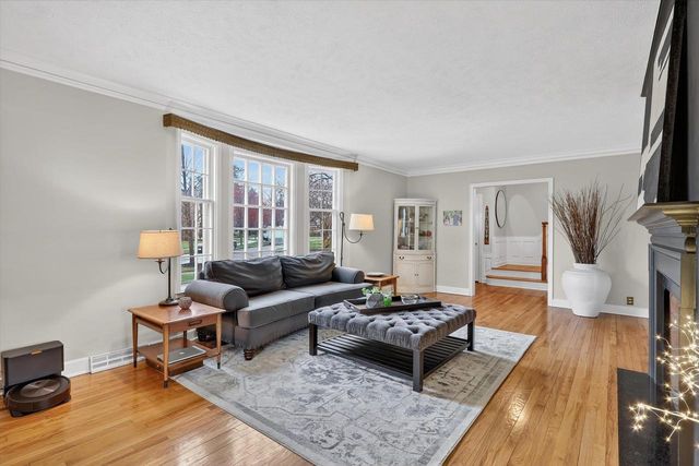 1219 Columbus Circle, Janesville, WI 53545