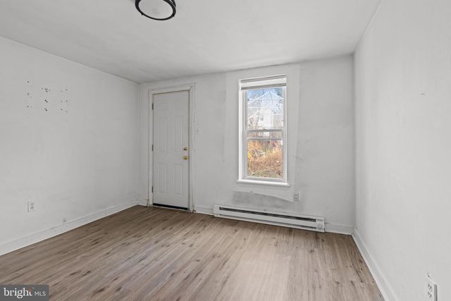 1729 W VENANGO ST, Philadelphia, PA 19140