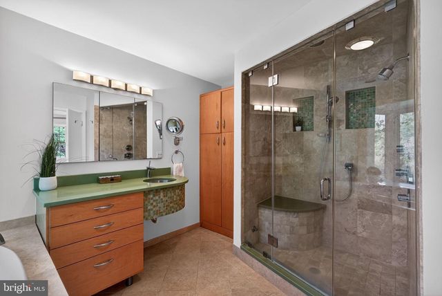 13821 ESWORTHY RD, Darnestown, MD 20874
