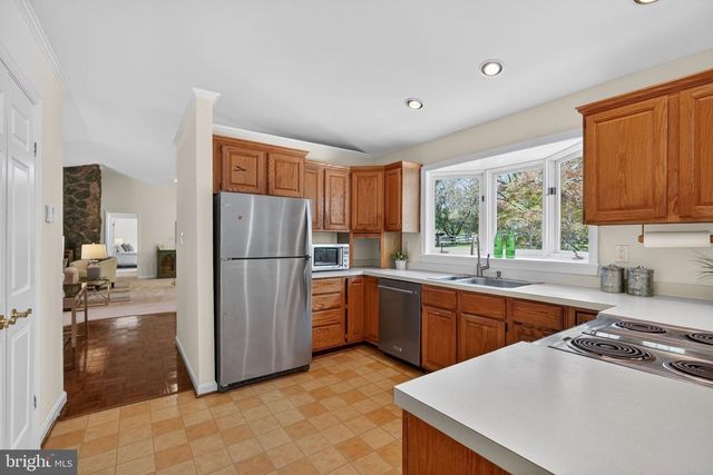 13821 ESWORTHY RD, Darnestown, MD 20874