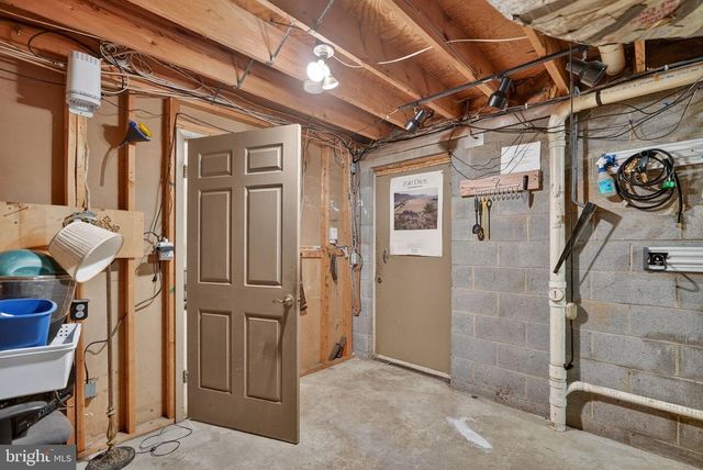 13821 ESWORTHY RD, Darnestown, MD 20874