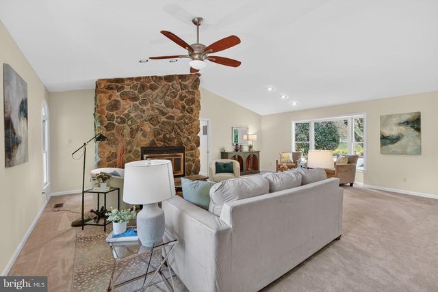 13821 ESWORTHY RD, Darnestown, MD 20874