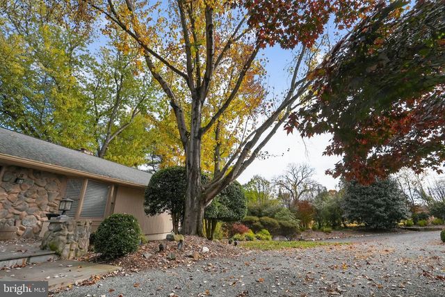 13821 ESWORTHY RD, Darnestown, MD 20874
