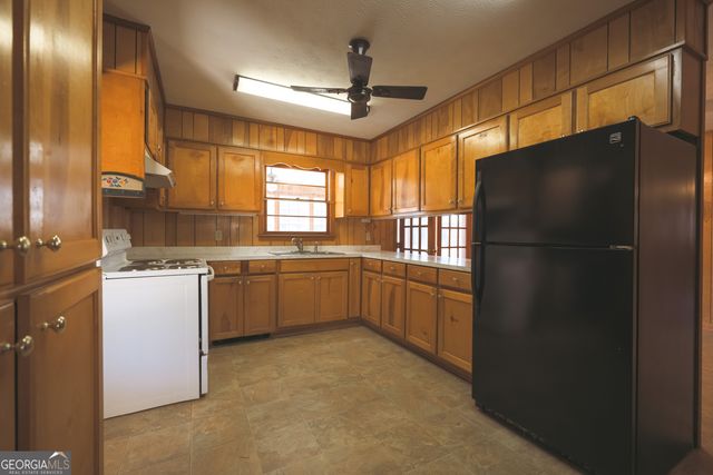 3111 Spatola Loop, Blackshear, GA 31516