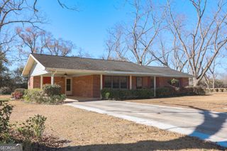 3111 Spatola Loop, Blackshear, GA 31516