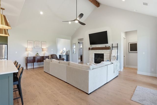 6620 Buffalo Ridge Circle, Godley, TX 76044